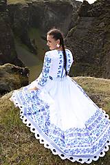 Šaty - Biele vyšívané šaty Zámutovské kvety - 15916820_