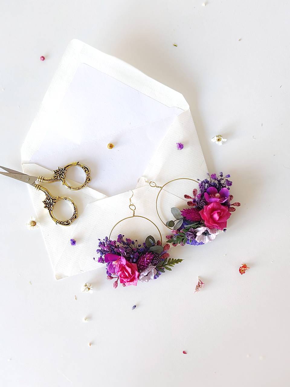 Kvetinové náušnice "s láskou k životu"