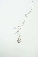 Náhrdelníky - Strieborný náhrdelník so zvlneným príveskom (dvojitý) - 15921159_