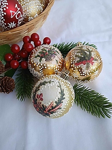 Dekorácie - Vianočné gule zdobené voskom a obrázkami - 15920676_