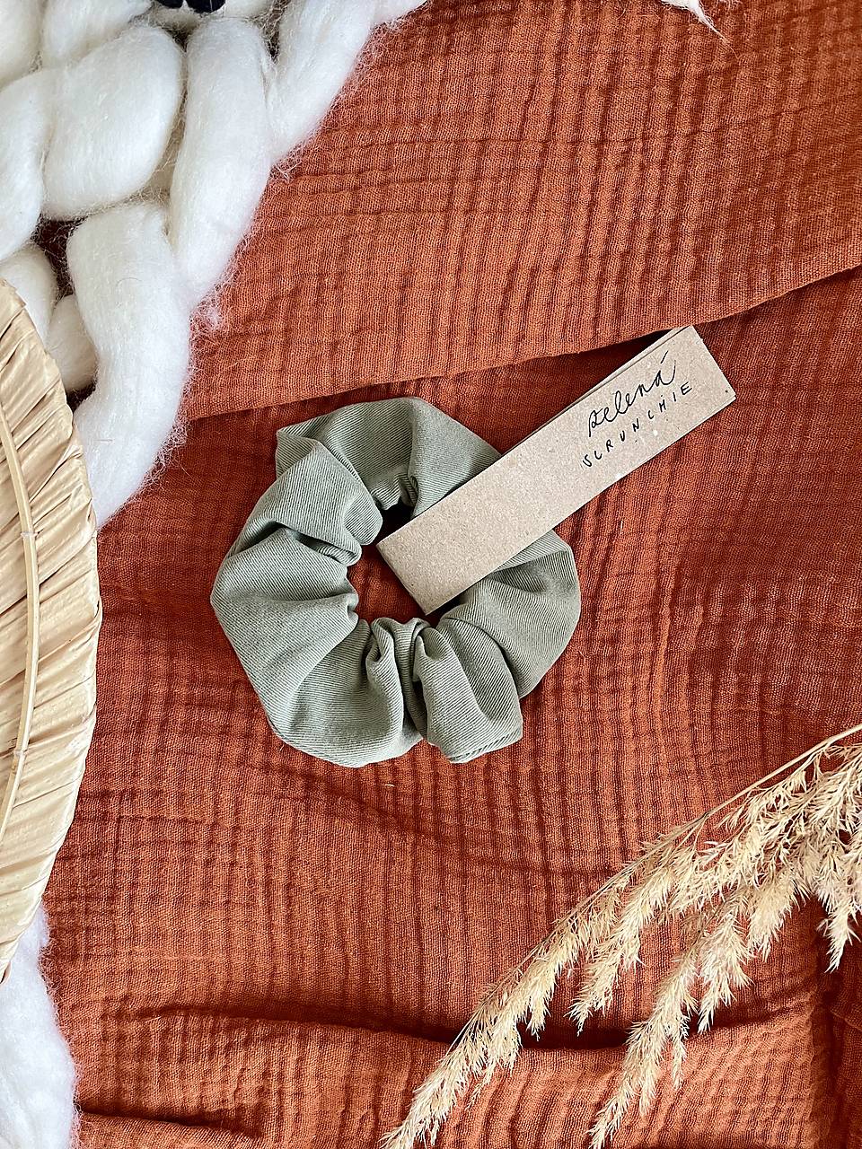 Upcyklovaná scrunchie (Zelená)