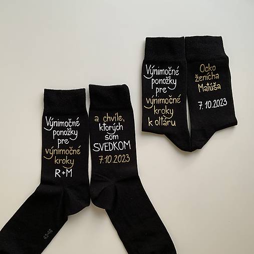 Maľované ponožky (pre svedka svadby čierne s nápisom nad členkom aj s iniciálami a dátumom svadby)