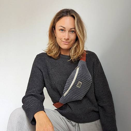 Menčestrová ľadvinka - šedá