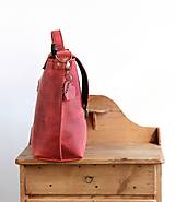 Veľké tašky - Kožená retro aktovka *Crazy Red* - 15924761_