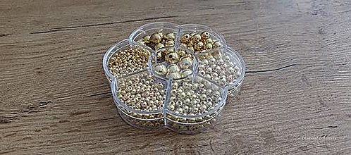 Korálky - Korálky perličkové - 3-12 mm - Mix 1150 kusov (Zlatá) - 15929263_