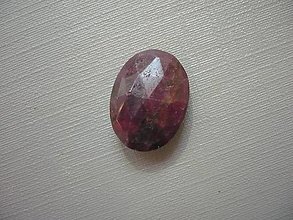 Minerály - Broušené vajíčko - rubín 17 mm č.12f - 15928358_