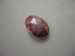 Minerály - Broušené vajíčko - rubín 17 mm č.14f - 15928371_