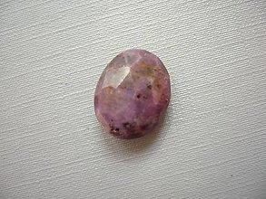 Minerály - Broušené vajíčko - rubín 16 mm č.22f - 15928406_