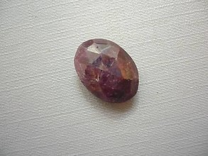 Minerály - Broušené vajíčko - rubín 17 mm č.23f - 15928410_