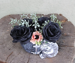 Dekorácie - Dušičky - ikebana na hrobček Zdena s čiernymi ružami - 15931365_