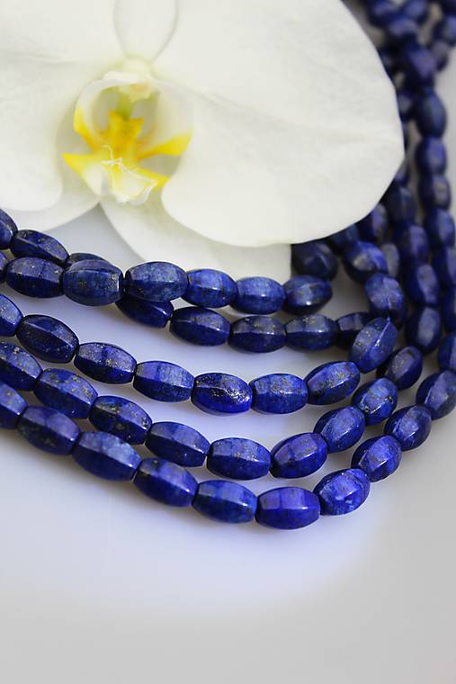 Minerály - lapis lazuli korálky 8x12mm - 15936114_