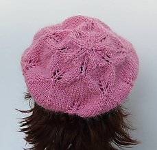 Čiapky, čelenky, klobúky - Ružový baret s lístočkovým vzorom - 15933794_