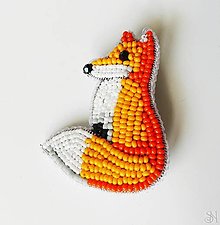 Brošne - Handmade šitá korálková brošňa líška - 15936650_