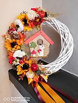Dekorácie - Jesenný veniec s domčekom 34cm - 15937716_
