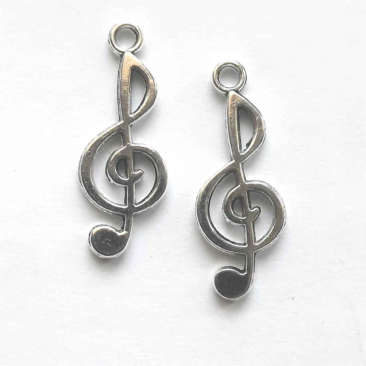 Prívesok husľový kľúč-1ks