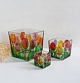 Svietidlá - Sklenený svietnik tulipány - 15944081_