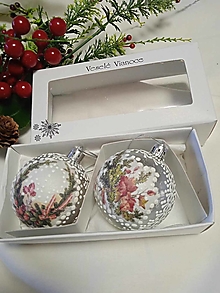 Dekorácie - Vianočné gule zdobené voskom v darčekovom balení - 15944704_
