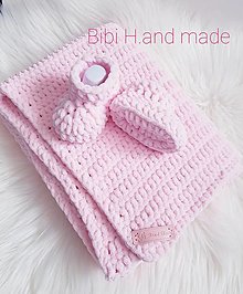 Úžitkový textil - Detská deka s papučkami pre dievčatko - 15948456_