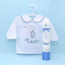 Detské oblečenie - Vyšívaná košieľka na krst "Modrý anjelik s krížikom" (set košieľka + sviečka bez SBD + darčeková krabica) - 15953201_
