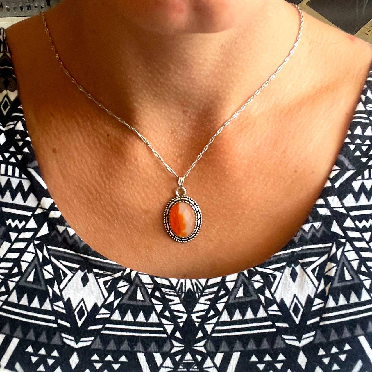 Faceted Agate Antique Silver Pendant / Prívesok s achátom N0001