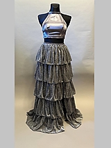 Sukne - Trblietavá volánová sukňa s rázporkom - strieborná - 15957763_