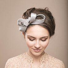 Ozdoby do vlasov - Strieborný fascinátor minimalistický, strieborná ozdoba do vlasov pre nevestu, pre družičky, svadobné mamy - 15963509_