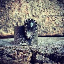 Prstene - Strieborný prsteň s turmalínom v krištáli - Mystic - 15964382_