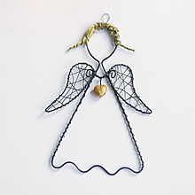 Dekorácie - anjelik so zlatým srdiečkom - 15967902_