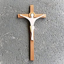 Dekorácie - Moderný Drevený Kríž (Výška kríža : 20 cm) - 15966362_