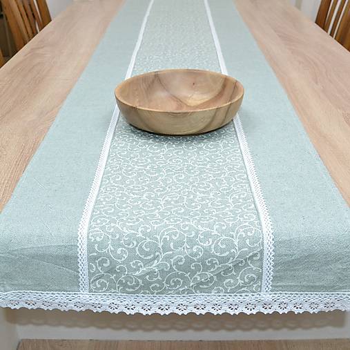 Úžitkový textil - PASTEL - biele ornamenty na pastelovej zelenej - behúň - 15965982_