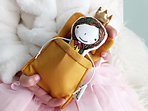 Jeseň - malá bábika s postieľkou 