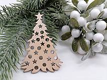 Dekorácie - Vianočná prírodná ozdoba na stromček z preglejky stromček - 15972940_