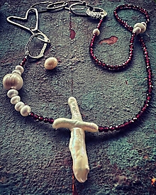 Náhrdelníky - Strieborný náhrdelník Love&Pray - 15980140_