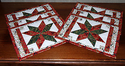 Úžitkový textil - Patchworkový vianočný obrus,prestieranie (prestieranie) - 15978760_
