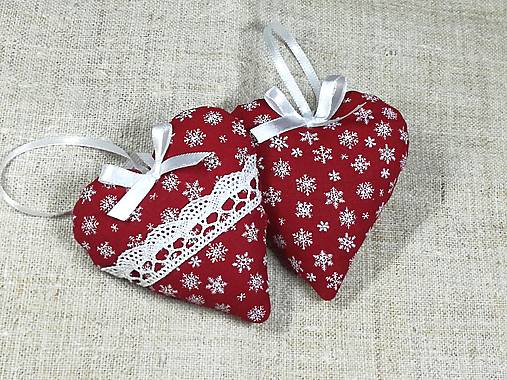 Dekorácie - Vianočné ozdoby zasnežené.. (srdiečko s čipkou - 9 cm) - 15988837_