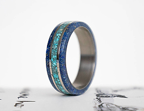Prstene - Titanový prsteň s tyrkysom a lapis lazuli - 15992759_
