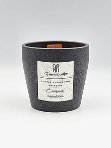 Svietidlá a sviečky - Čierna čerešňa - sójová sviečka v keramike s dreveným knôtom, 100 g - 15992330_