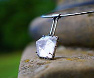 Náhrdelníky - Nerezový náhrdelník... " Crystal pyramid " - 15996402_