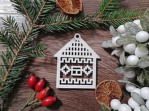Dekorácie - Vianočná ozdoba z dreva biela domček - 15996574_