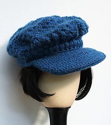 Čiapky, čelenky, klobúky - Modrá háčkovaná čapica s veľkým šiltom - 15993685_