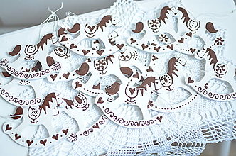 Dekorácie - Koník bielo hnedý - kolekcia Slovenské Vianoce - 15999088_
