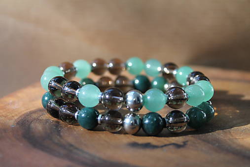 Hnedozelené variácie