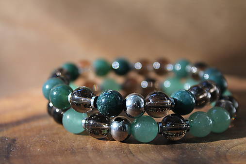 Hnedozelené variácie