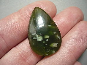 Minerály - Kabošon - chalcedon zelený 31 mm, č.3f - 16000053_