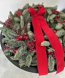 Dekorácie - Vianočný veniec Červená klasika - 16002161_