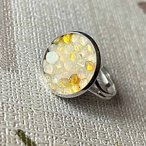 Opal Ring / Prsteň s opálmi N0023