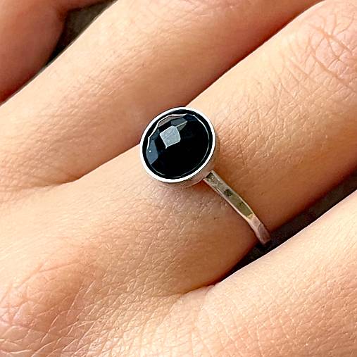 Onyx Ag925 Silver Ring  / Strieborný prsteň s ónyxom brúseným