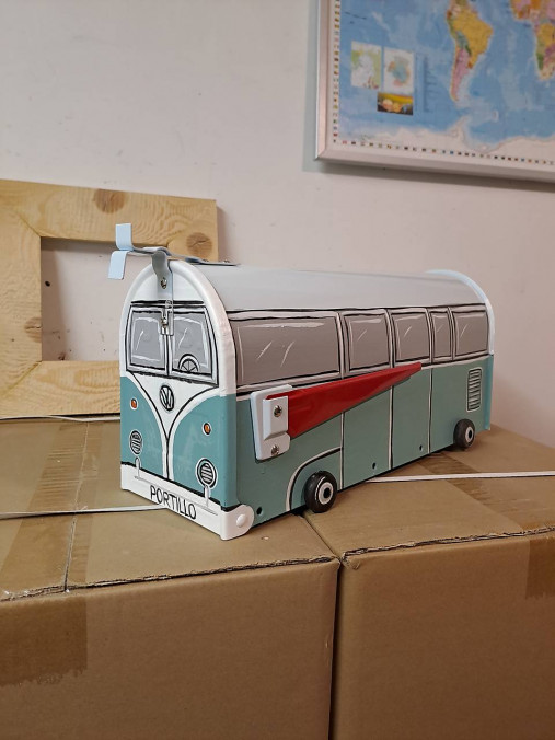 Nádoby - Volkswagen van, maľovaná schránka - 16008855_