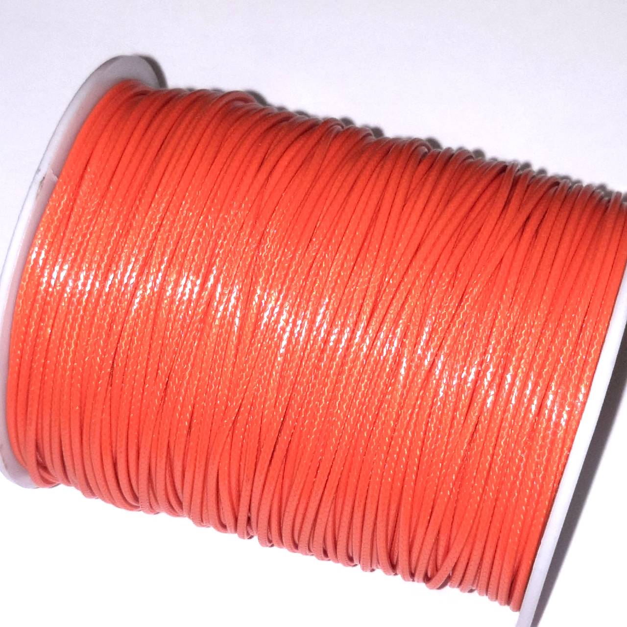 Voskovaná šnúrka s leskom-1m