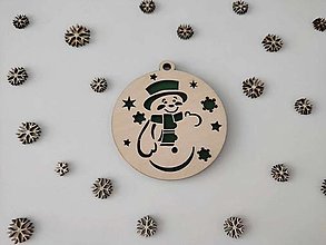 Dekorácie - Drevené vianočné ozdoby - snehuliačik, farebný podklad (Zelená) - 16015712_